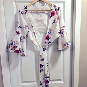 Beautiful wrap around top